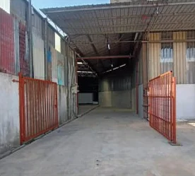 Pintu masuk kilang