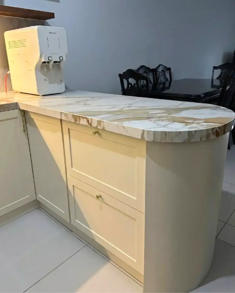 Shoe Cabinet & Storage